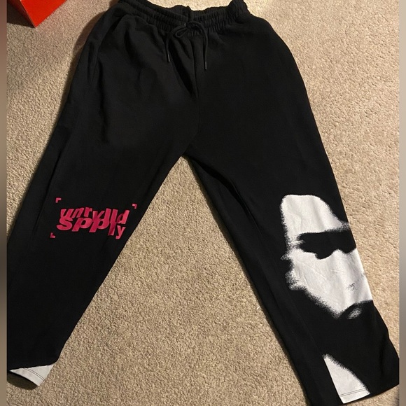 Oversized Unrvlld Spply OpenBottom Sweatpant - Picture 2 of 4